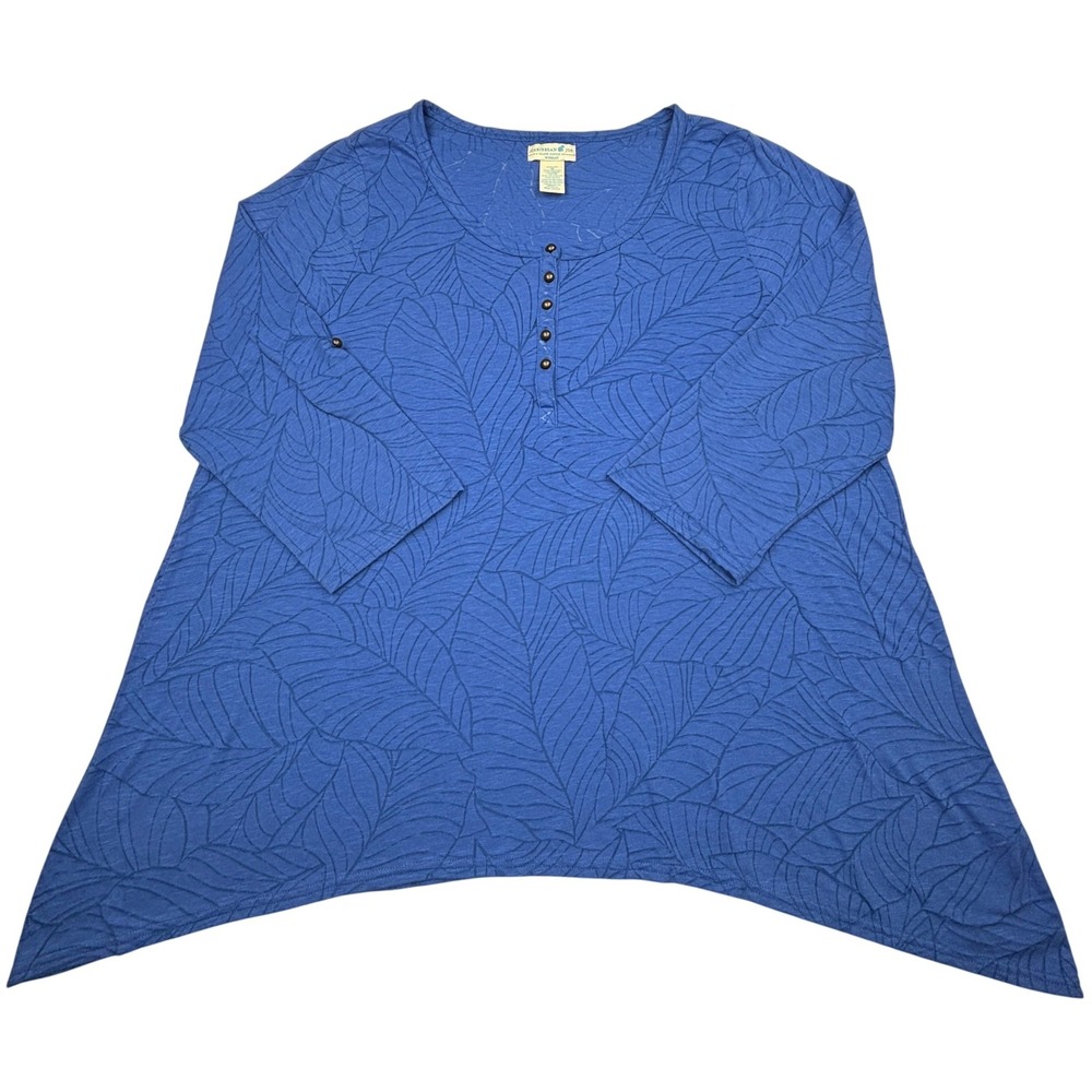 Caribbean Joe Woman Blue Leaf Print Henley Sharkbite Hem Top Plus Size 1X